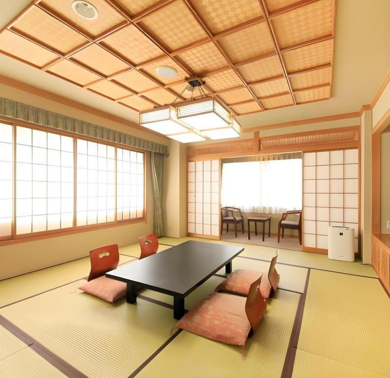 Kamisuwa Station Hotel Buitenkant foto